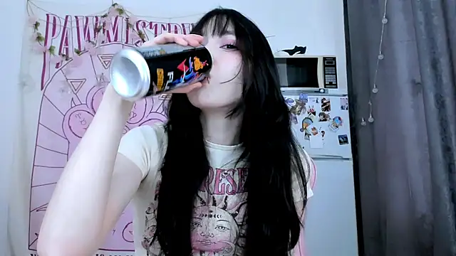 Holy420loliiのライブチャットルーム