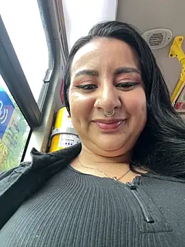 Abril_Luv লাইভ চ্যাট রুম