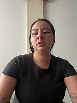 Abril_Luv – live chatrum