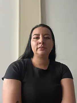Abril_Luv – live chatrum