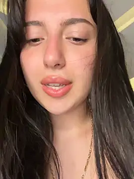 Tasty_NoraX Adlı Modelin Canlı Sohbet Odası