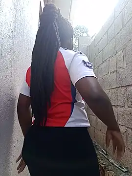 חדר צ'אט בשידור חי של Nelly_jo