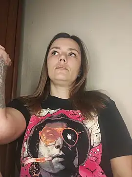 Živá chatovací místnost KrissSexi
