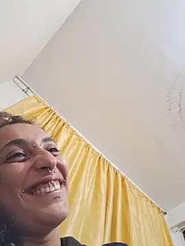 ORIANNA_BODMOD Adlı Modelin Canlı Sohbet Odası