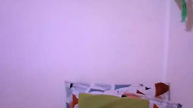ChiaraFioree লাইভ চ্যাট রুম