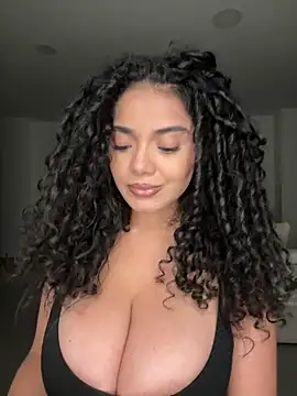 Sala de chat en directo de Curlyierr