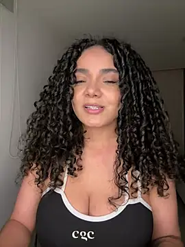 غرفة دردشة Curlyierr المباشرة