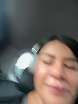 Issane_Peru Live Chatraum
