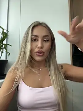 Živá chatovací místnost BarbieDoll13