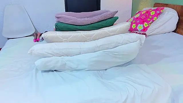 dannaahbrown Adlı Modelin Canlı Sohbet Odası