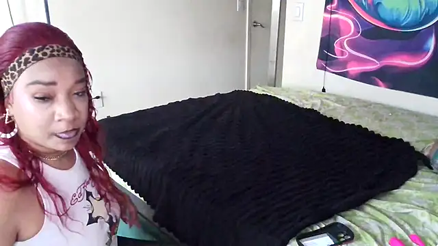 mzpretty444's Live Chat Room