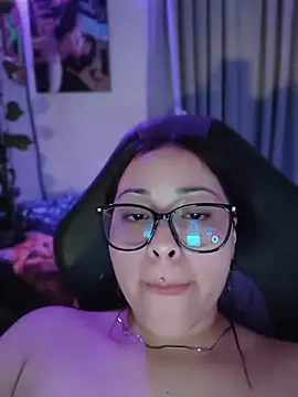 Bella-Gema – Naživo chatovacia miestnosť