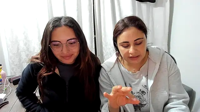 دردشة _girls_on_fire_ الجنسية المباشرة