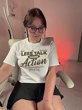 Megan_lu2 Cameră chat live