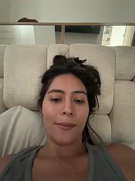 Sophie__Foxxx чат на живо