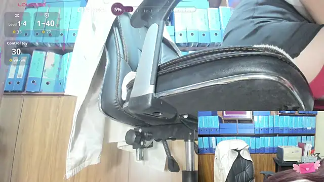 Office_Sexy's Live Chat Room