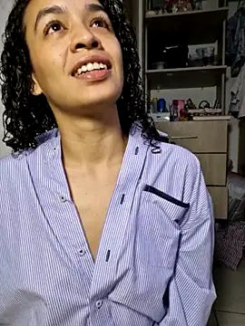 VelvetCurls Cameră chat live
