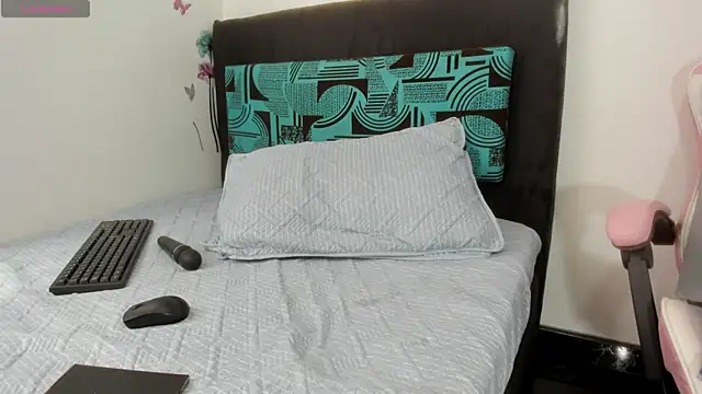 Layla_Sia – live chatrum