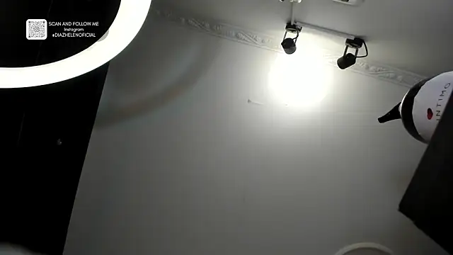 غرفة دردشة Apotheosis01 المباشرة