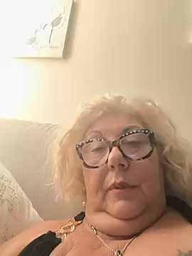Merilulla's Live Chat Room