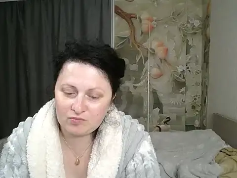 Lillian2 Adlı Modelin Canlı Sohbet Odası