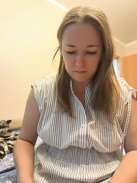 YourSweetRi's Live Sex Cam Show