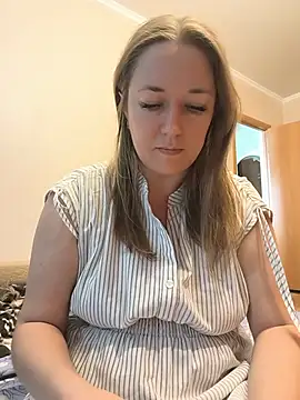 YourSweetRi's Live Sex Cam Show