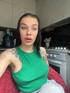 Seks show uživo modela Queen_of_pain na kameri