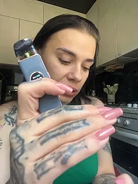 Queen_of_pain Live Chatraum