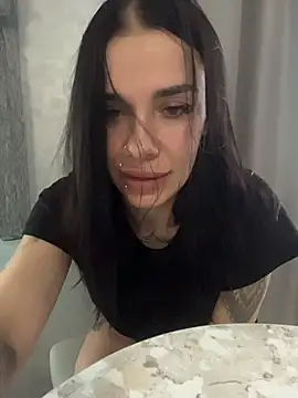 Pokazy przed seks kamerką na żywo – Queen_of_pain