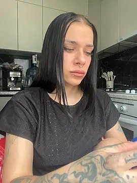 Živá chatovací místnost Queen_of_pain