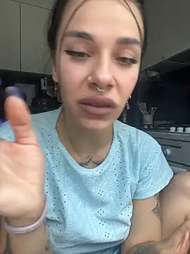 Živá chatovací místnost Queen_of_pain