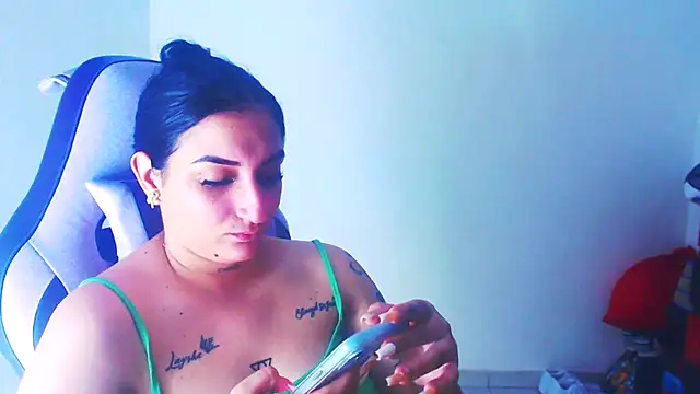 Sala de chat en directo de liz_dirty