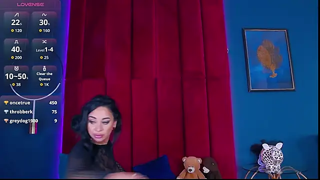 MadyLuxxx чат на живо