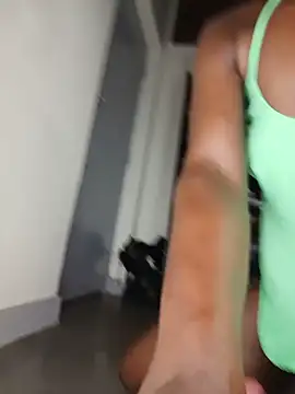 Chat ao vivo de NicRaisaa