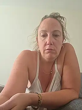 Pokój czatu na żywo – Wisie_Cutie
