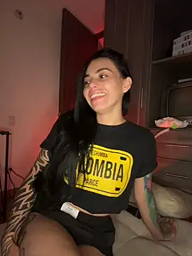 Živá chatovací místnost i_am_nina_