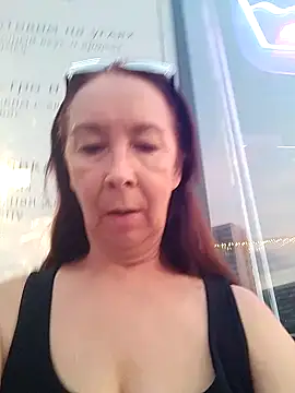 Celine_Faer1's Live Chat Room