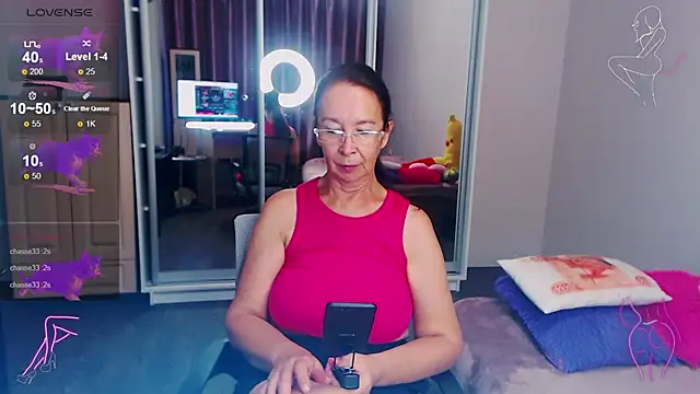 Celine_Faer1 Adlı Modelin Canlı Sohbet Odası