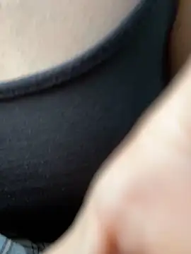 NotYourMiss Live Chatraum