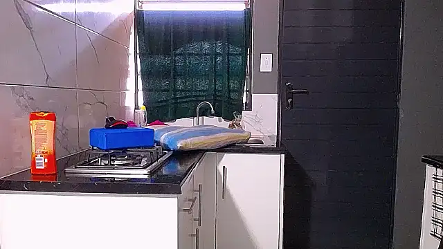 Živá chatovací místnost Lelety79