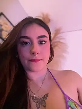 cute__cherry_'s Live Chat Room