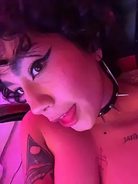 Chatroom en direct de ZahaRoseee