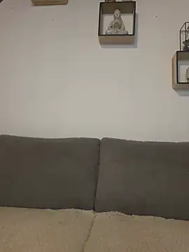 jennyy256 Adlı Modelin Canlı Sohbet Odası