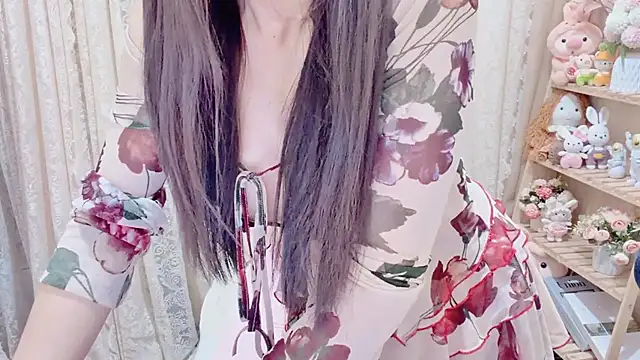 Rellababyy Adlı Modelin Canlı Sohbet Odası