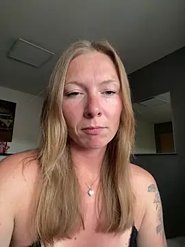 Sala de chat ao vivo de BunnyDiamond1
