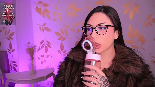 Živá chatovací místnost Misselektra__