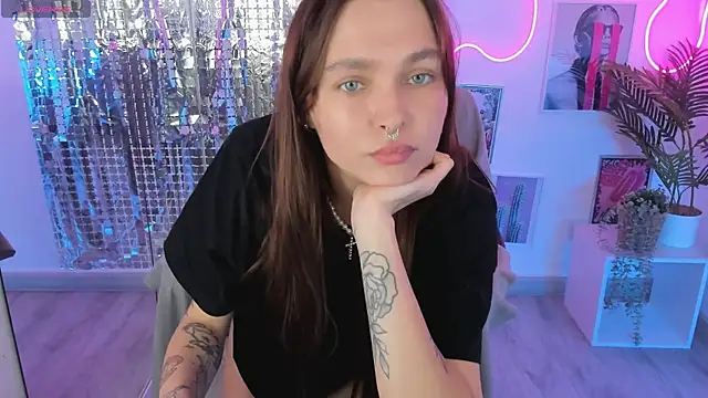 ChloeSunny's Live Chat Room