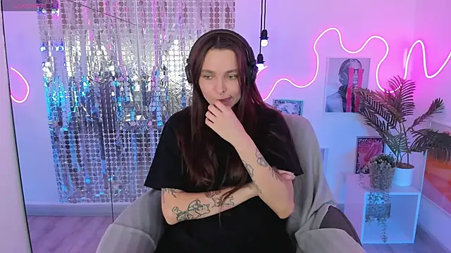 ChloeSunny's Live Chat Room