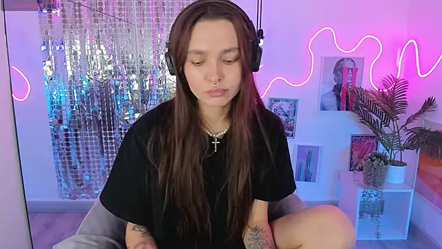 ChloeSunny's Live Chat Room